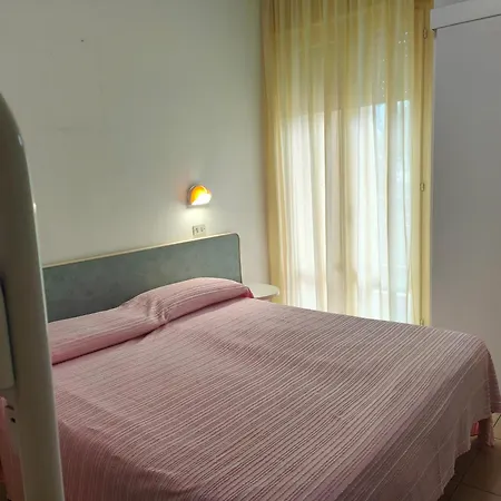Ben Hotel
